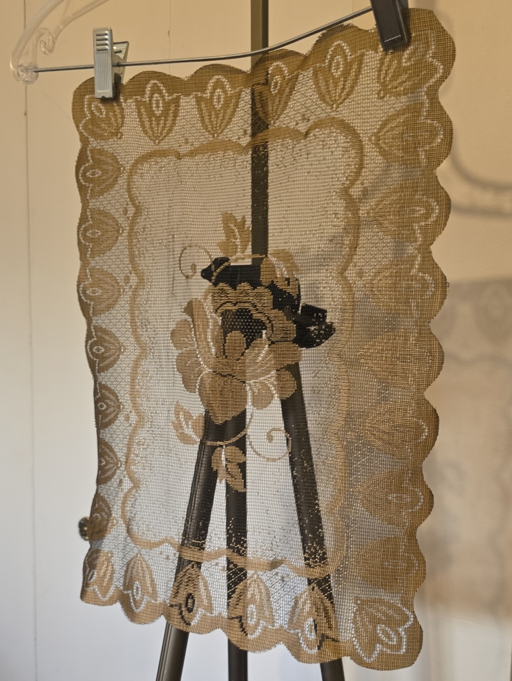 Vintage Floral Lace Panel in Tan 17 x 12"
